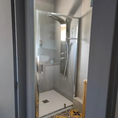 Le Logis De La Pierre Nyaraló *