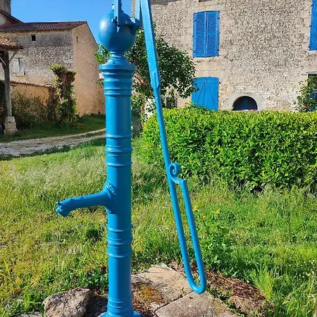 Nyaraló Le Logis De La Pierre