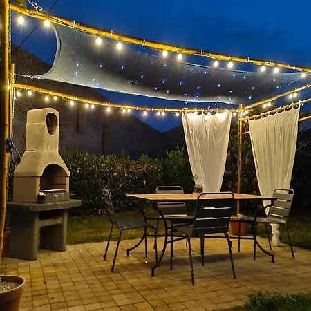 Nyaraló Le Logis De La Pierre