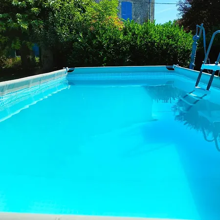 Le Logis De La Pierre 펜션 *